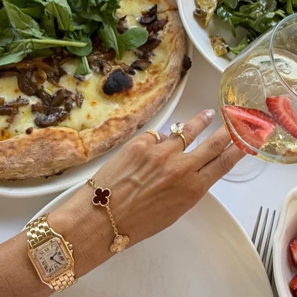 Van Cleef & Arpels Red and Gold Clover Bracelet - Picture 3 of 6